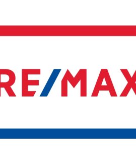 Remax Corporate flag