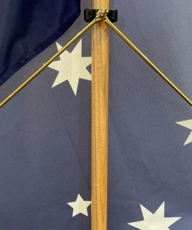 Flag Spreader Gold